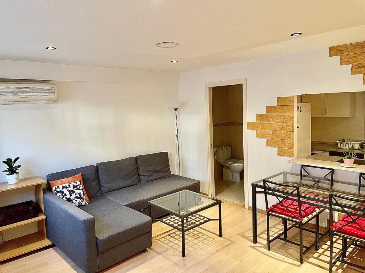 Ferienwohnung Acogedor Duplex Barrio Del Pilar Madrid Exterior foto