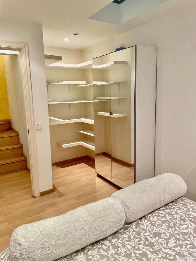Ferienwohnung Acogedor Duplex Barrio Del Pilar Madrid Exterior foto